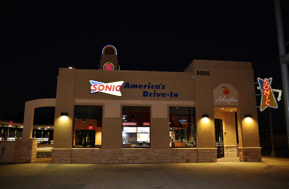 Sonic-Drive-In-Riverside-Exterior-Night