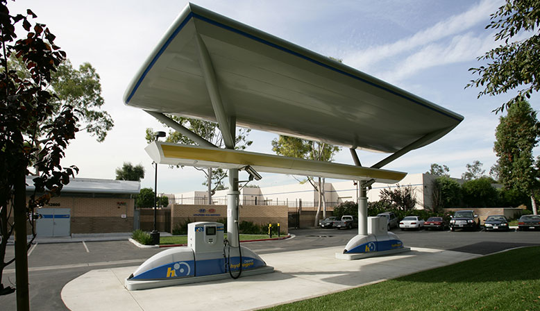 Chevron, Chino Hills, California. First Chevron hydrogen fueling facility that included on-site hydrogen generation via steam methane former (SMF). Total project duration from initial kick-off meeting to ribbon cutting was 13 months.